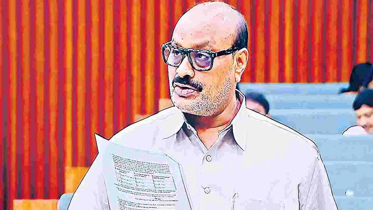 గత ఐదేళ్లూ పశుసంవర్ధక శాఖకు తాళాలు: అచ్చెన్న 