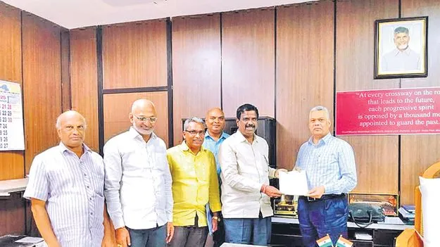 RTC Employees: పనిష్మెంట్లు లేని పదోన్నతులు ఇవ్వాలి