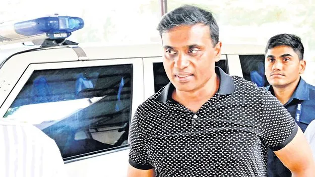 During SIT Questioning: తెలీదు.. నాకు సంబంధం లేదు విచారణలో మిథున్‌ రెడ్డి తీరు