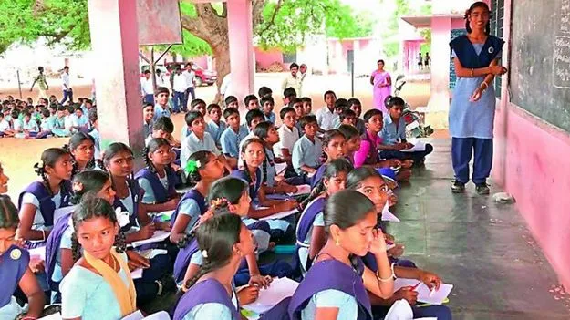 బడులకు దసరా సెలవులు22 నుంచే: లోకేశ్‌