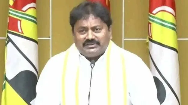 మాది కార్మికుల, కర్షకుల ప్రభుత్వం: ఎమ్మెల్యే వర్ల