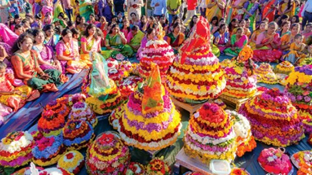 TGGEJAC: సద్దుల బతుకమ్మను సెలవుగా ప్రకటించాలి