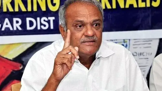 రాజకీయ వ్యవస్థల్లో మార్పు రావాలి: నారాయణ