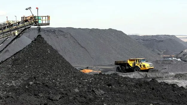 Mining Approvals: గనుల అనుమతులకు రాష్ట్ర, జిల్లా స్థాయి కమిటీలు