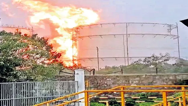 Visakhapatnam: పిడుగు పడితే హడల్‌..