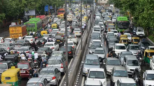 వాడని, బయట తిరగని వాహనాలపై పన్ను వేయొద్దు: సుప్రీం