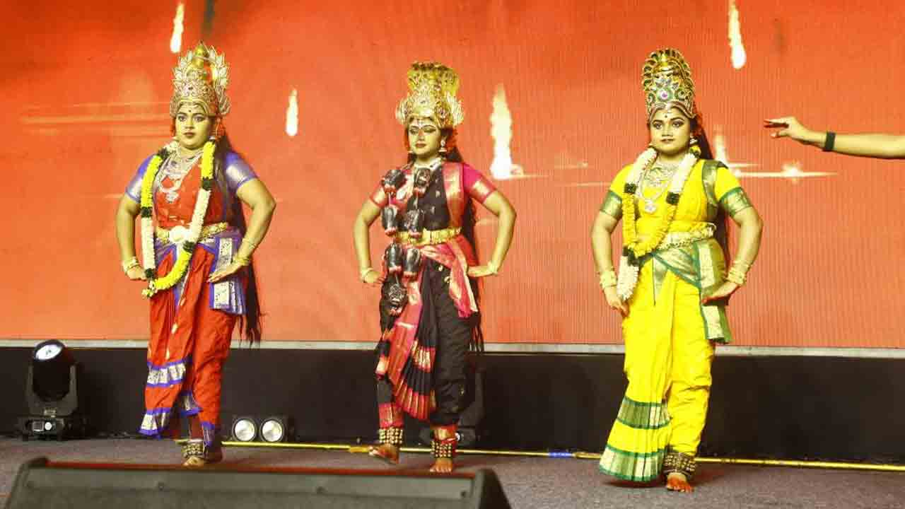 Vijayawada Utsav:స్పెషల్‌గా విజయవాడ ఉత్సవ్.. లోగో ఆవిష్కరణ