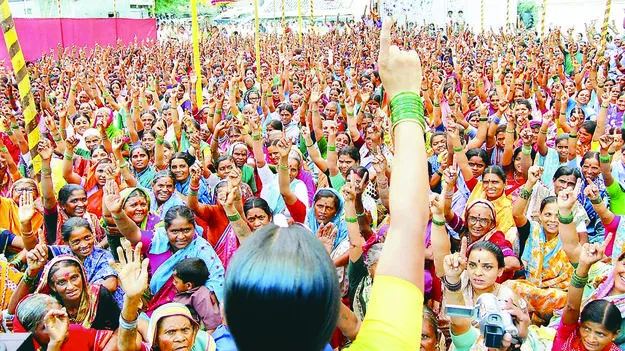 మహిళా సాధికారికతకు  సర్కారు సన్నాహాలు