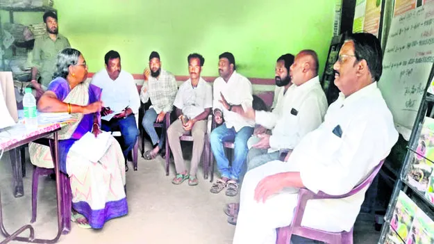 లక్ష్యానికి మించి యూరియా ఇచ్చాం 