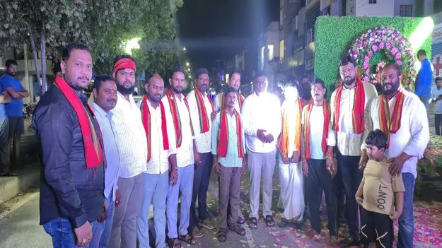 నిమజ్జనానికి తరలిన గణనాథుడు..