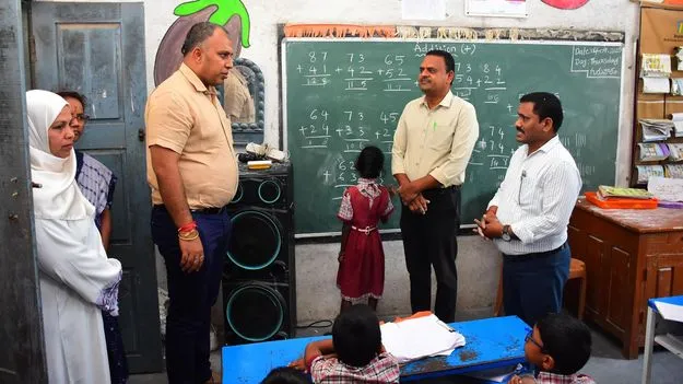 పాఠశాలల్లో నిర్మాణ పనులను వేగవంతం చేయాలి