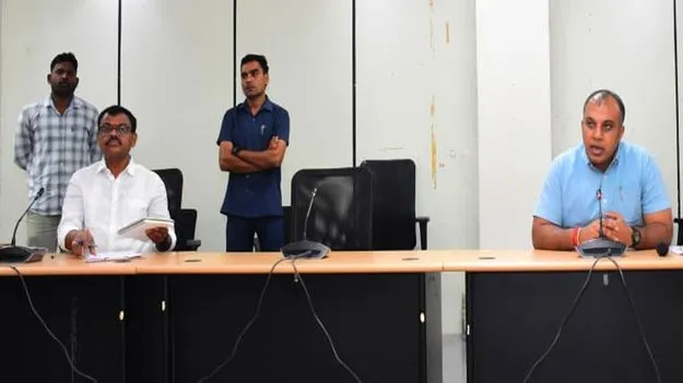 నిబద్ధతతో పనిచేస్తేనే వ్యవస్థ మనుగడ 