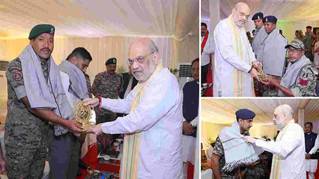 Amit Shah: యాంటీ నక్సల్స్ ఆపరేషన్లలో జవాన్ల సాహసాలను సువర్ణాక్షరాలతో లిఖించాలి