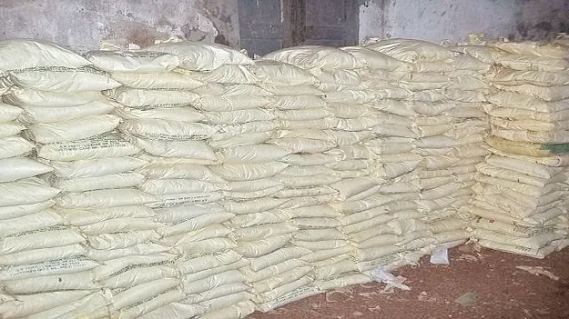 Is there a shortage of fertilizer? ఎరువు కొరత ఉందా?