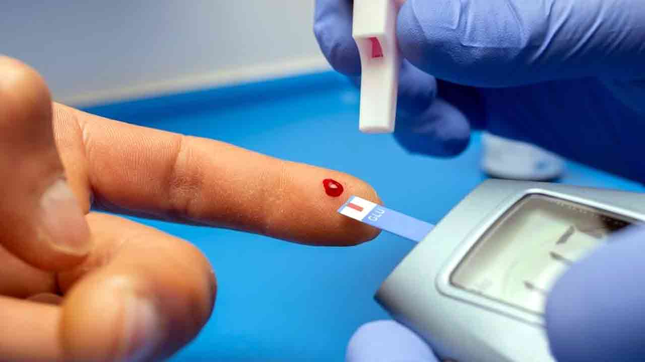 Carrot Health Tips: రోజూ మీ ఆహారంలో.. క్యారెట్‌ను చేర్చడం వల్ల ఎన్ని లాభాలున్నాయో తెలుసా.. 