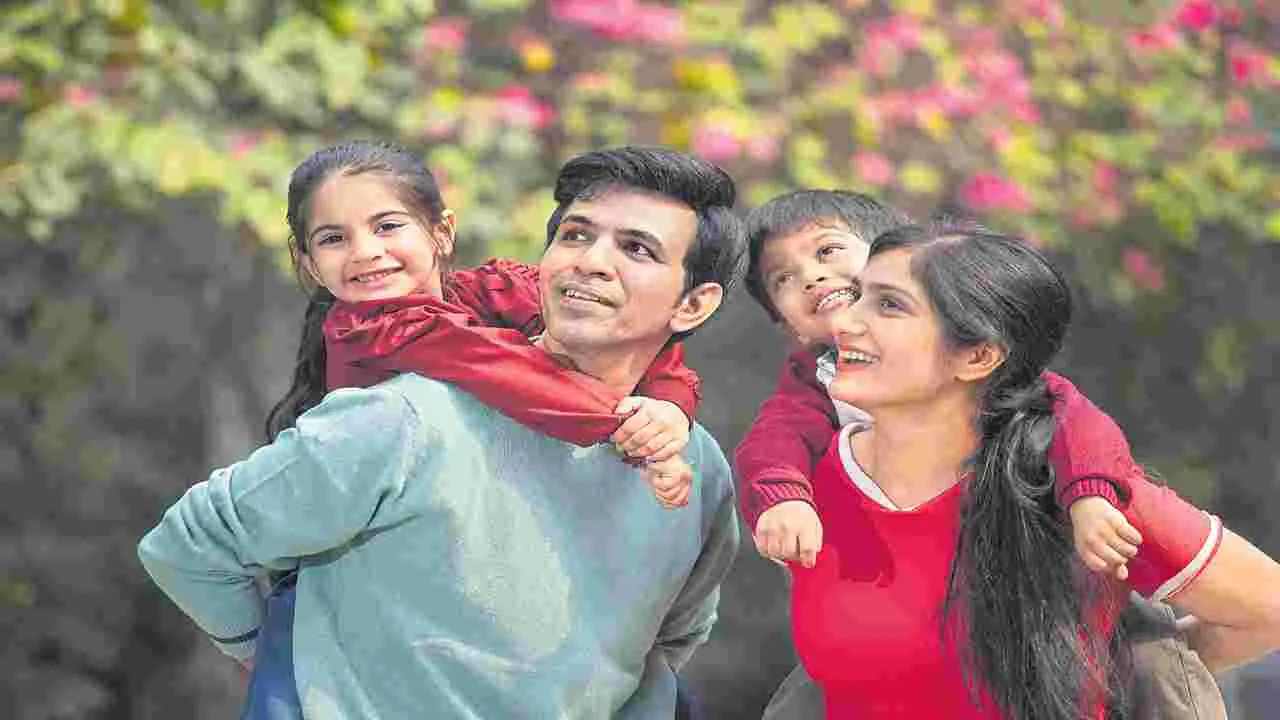 ‘ఫఫో’ పేరెంటింగ్‌ వాళ్లకే వదిలేద్దాం...