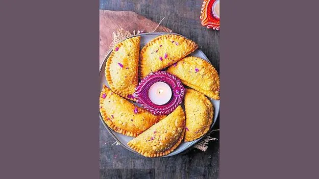 గొల్లెడలు - గూళ్లాపిడలు