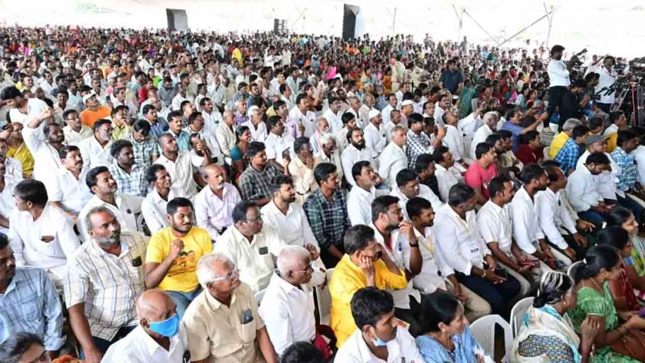 CM Chandrababu: రాజంపేటలో పెన్షన్ల పంపిణీలో పాల్గొన్న సీఎం చంద్రబాబు