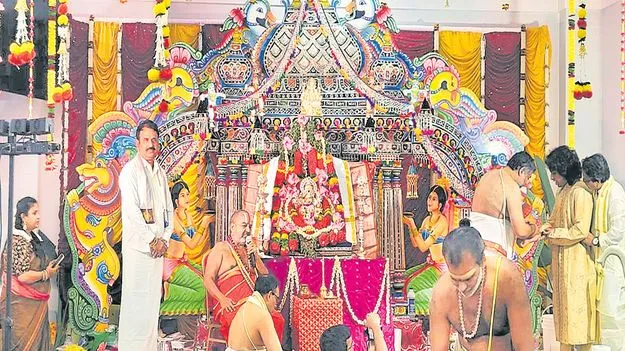 Yadagirigutta temple: యాదగిరి క్షేత్రంలో భక్తుల రద్దీ