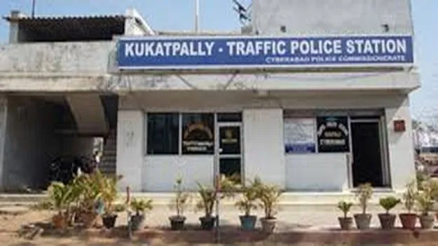 Hyderabad: కేపీహెచ్‌బీ ట్రాఫిక్‌ పోలీస్‏స్టేషన్‌ క్లోజ్‌..