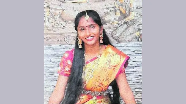 Hyderabad: తల్లిదండ్రులు మాట్లాడటంలేదని..