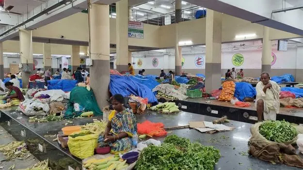 కూకట్‌పల్లి రైతుబజార్‌లో కూరగాయల ధరల వివరాలివే..