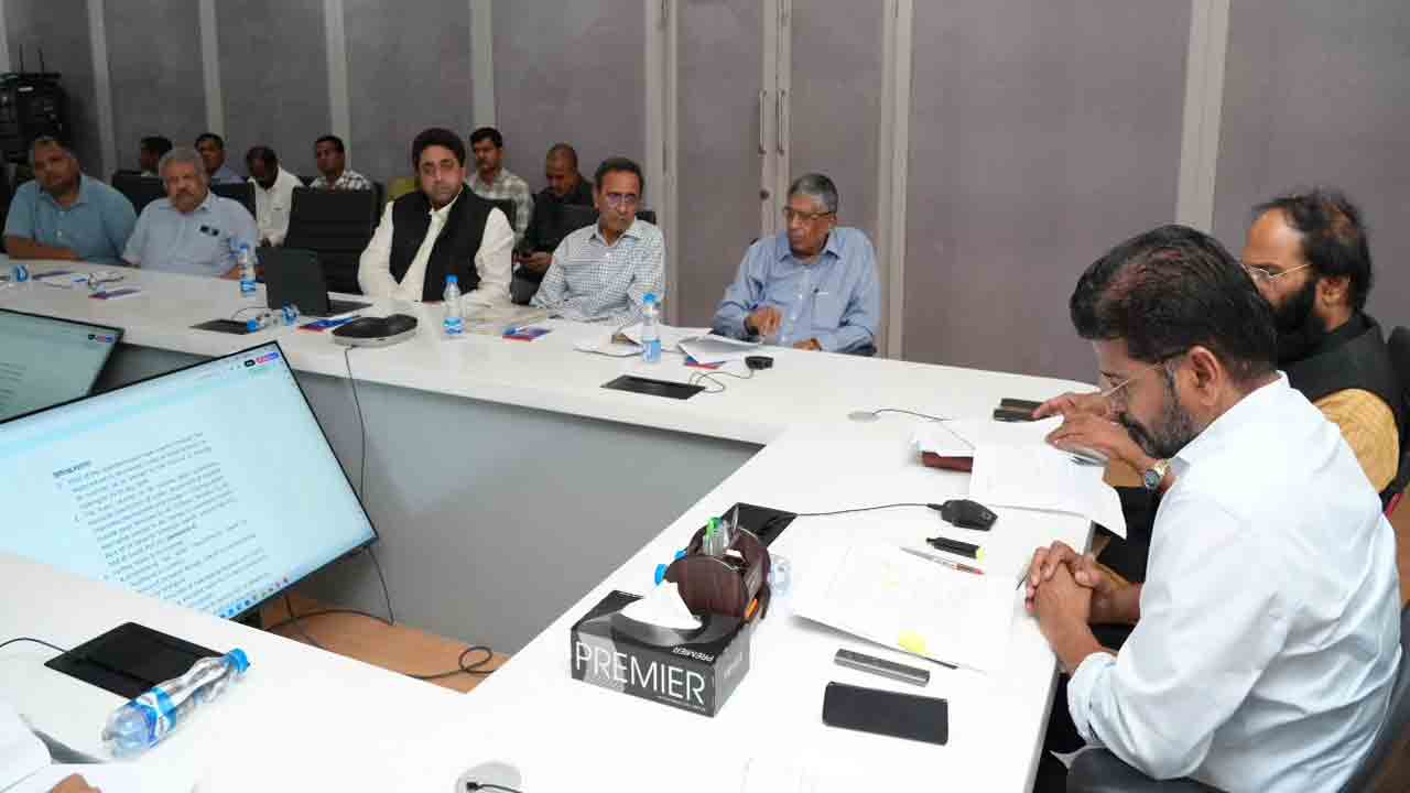 CM Revanth Reddy: ఇరిగేషన్​ అధికారులతో సీఎం రేవంత్‌రెడ్డి భేటీ