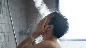 Cold Bath Side Effects: ఈ వ్యాధులున్నవారు చల్లటి నీటితో స్నానం చేస్తే అంతే! 