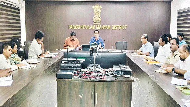   Fertilizers ఎరువుల కొరత లేదు