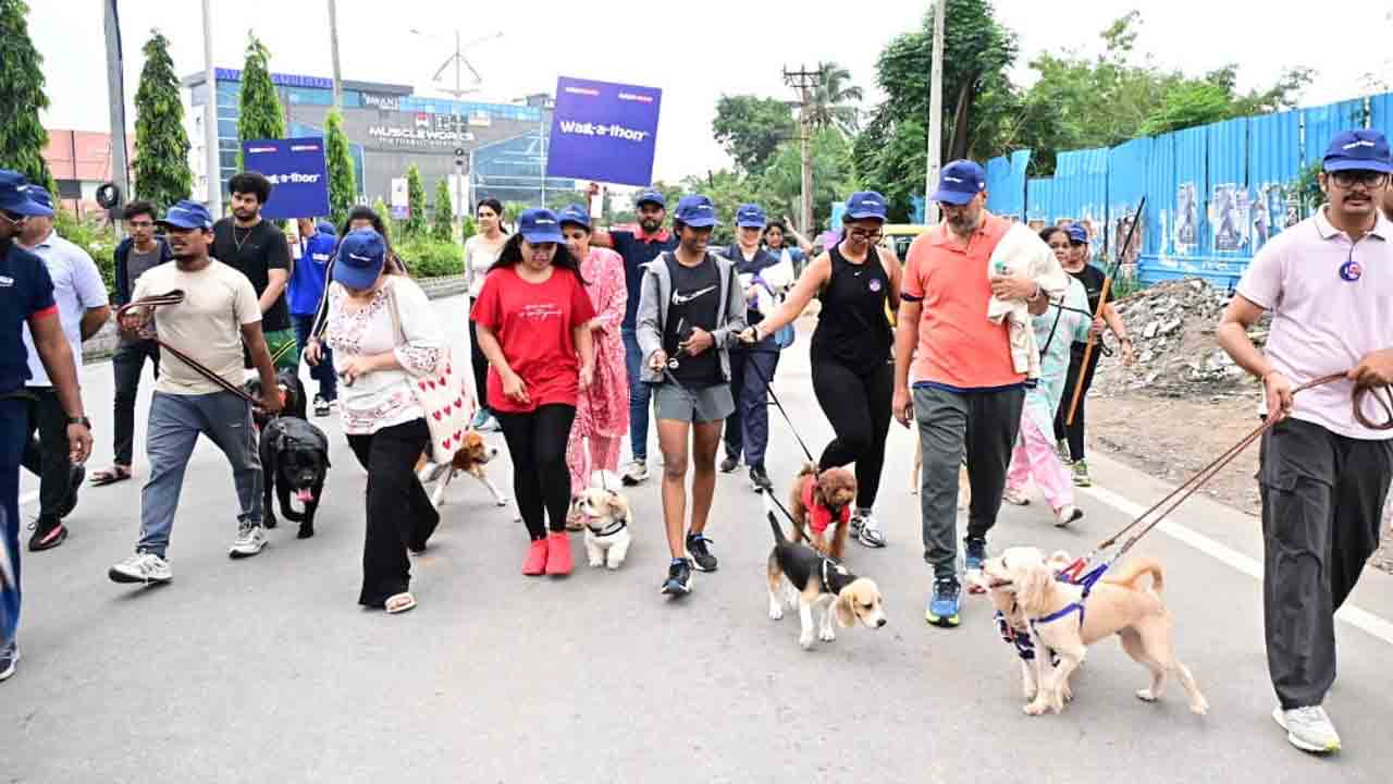 హైదరాబాద్‌లో జిగ్లీ వాకథాన్‌.. అబ్బురపరిచిన డాగ్స్ విన్యాసాలు