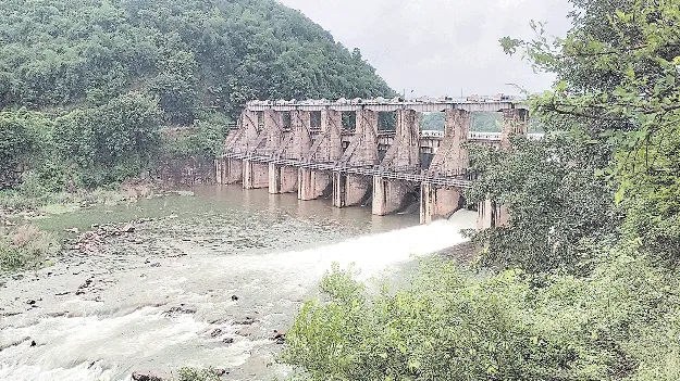 కేజ్‌ కల్చర్‌కు ఏలేరు ప్రాజెక్టు