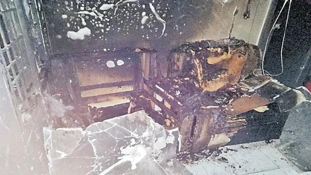 అర్ధరాత్రి హాహాకారాలు..!