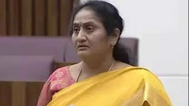 Savita Minister: 110 బీసీ గురుకులాల్లో పేఫోన్లు