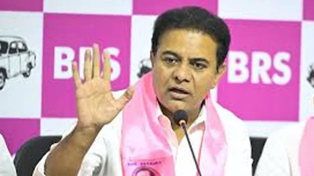 KTR Blames Congress: కాంగ్రెస్‌ వల్లే యూరియా సంక్షోభం
