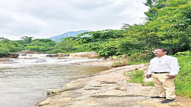  Shootings షూటింగ్‌లకు  సాలూరు ఏజెన్సీ అనుకూలం