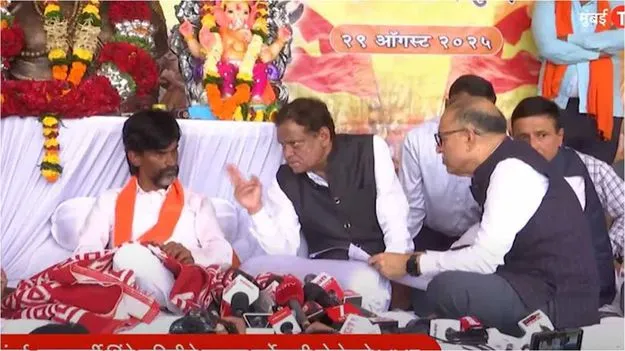 Maratha Quota Talks Fail: మనోజ్ జారంగేతో చర్చలు విఫలం.. కొనసాగుతున్న నిరాహార దీక్ష