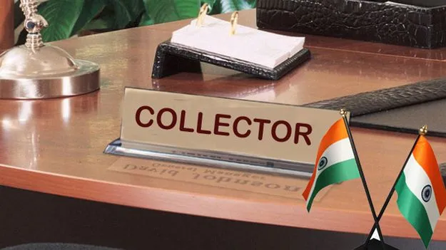 Collector: రోగివేషంలో ఆస్పత్రికి జిల్లా కలెక్టర్‌.. ఆ తర్వాత..