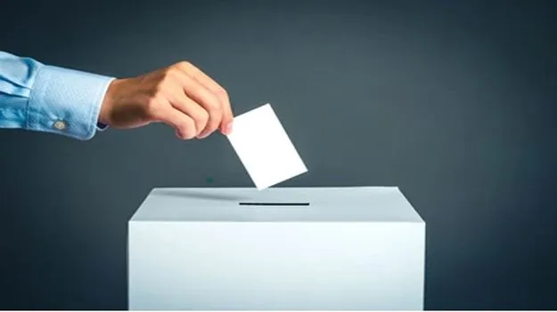 Elections: బ్యాలెట్‌ విధానంలోనే స్థానిక ఎన్నికలు..  