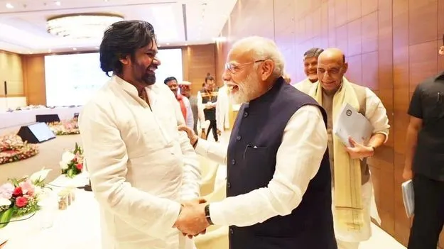 Pawan wishes PM Modi: మీరు దీర్ఘాయుష్షుతో ఉండాలి.. ప్రధానికి పవన్ బర్త్‌డే విషెస్