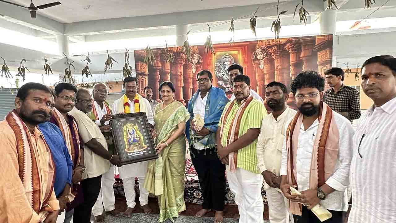  PVN Madhav: అనకాపల్లి నూకాంబిక అమ్మవారిని దర్శించుకున్న పీవీఎన్ మాధవ్