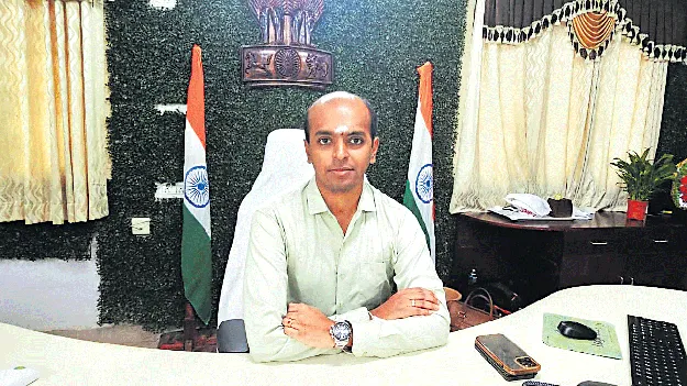 గిరిజన సమస్యల పరిష్కారానికి కృషి 