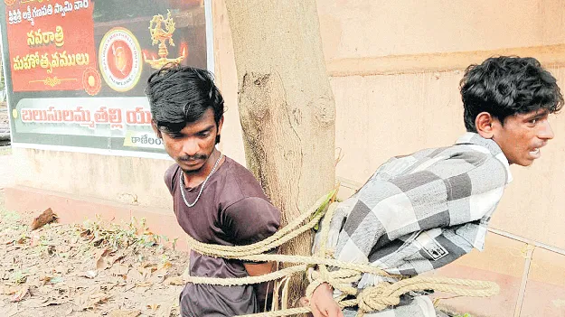 చోరీ చేసి చిక్కారు..