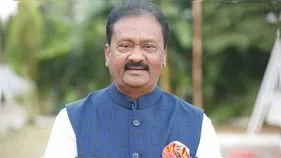 Shabbir Ali car crash: షబ్బీర్ అలీకి తృటిలో తప్పిన ప్రమాదం..! 