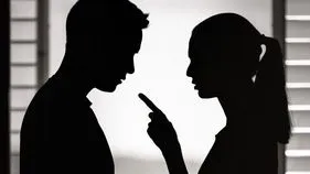 Tension In Eluru: ఫోటోల కలకలం.. కుప్పకూలిన కాపురం.. ఏం జరిగిందంటే