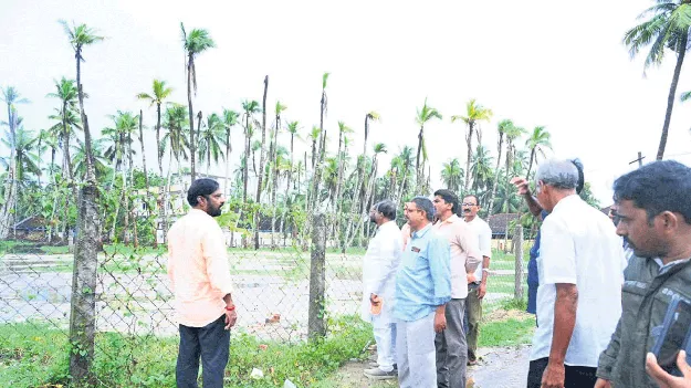 రైతుల బాధలను ప్రభుత్వాల దృష్టికి తీసుకెళ్తా