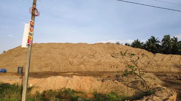 తరగని గుట్టలు.. తప్పిన అంచనాలు!