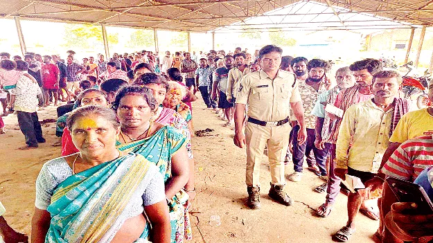  Urea..  యూరియా.. ఏదయా? 