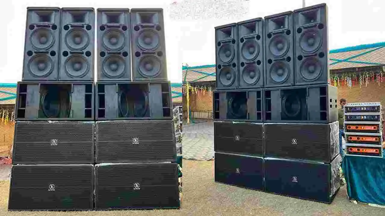 Hindupuram: డీజేతో యమ డేంజర్‌ గురూ..