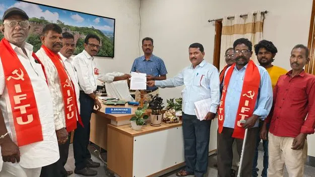 భవన నిర్మాణ కార్మికులకు అన్యాయం చేస్తున్న ప్రభుత్వం 