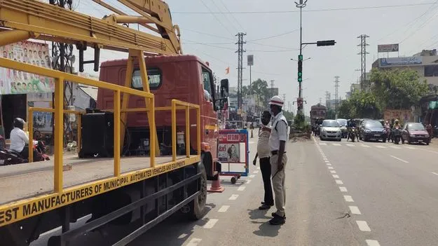 పెద్దపల్లిలో ట్రాఫిక్‌ సిగ్నళ్ల ఏర్పాటు